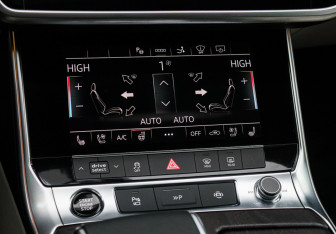 Подержанный автомобиль Audi A7 2021 года (25 фото)