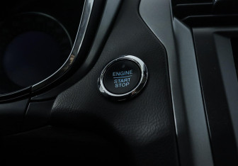 Подержанный автомобиль Ford Mondeo Sedan 2015 года (11 фото)