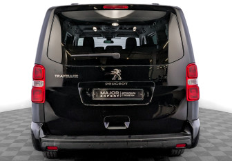 Подержанный автомобиль Peugeot Traveller 2021 года (6 фото)