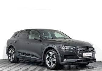 Подержанный автомобиль Audi e-tron 2021 года (3 фото)