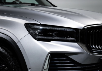 Подержанный автомобиль Geely Monjaro 2024 года (16 фото)