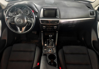 Подержанный автомобиль Mazda CX-5 2016 года (11 фото)