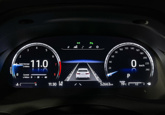 Подержанный автомобиль Toyota Camry Sedan 2022 года (11 фото)