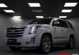 Подержанный автомобиль Cadillac Escalade Suv 2015 года (30 фото)