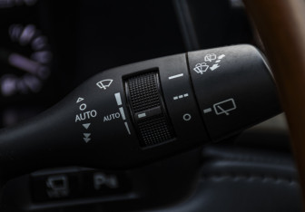 Подержанный автомобиль Lexus LX 2017 года (23 фото)
