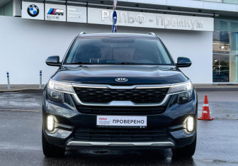 Подержанный автомобиль Kia Seltos 2020 года (2 фото)