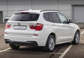 Подержанный автомобиль BMW X3 2016 года (5 фото)