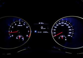 Подержанный автомобиль Kia Ceed Hatchback 2019 года (13 фото)