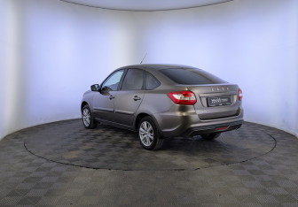 Подержанный автомобиль LADA (ВАЗ) Granta Sedan 2022 года (7 фото)