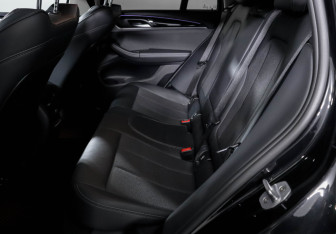 Подержанный автомобиль BMW X4 2019 года (10 фото)