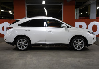 Подержанный автомобиль Lexus RX 2014 года (4 фото)