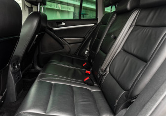 Подержанный автомобиль Volkswagen Tiguan 2012 года (10 фото)