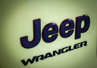 Подержанный автомобиль Jeep Wrangler 2023 года (29 фото)