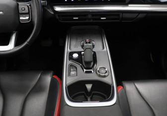 Подержанный автомобиль Haval H3 2024 года (9 фото)
