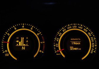 Подержанный автомобиль Toyota Auris Hatchback 2008 года (11 фото)