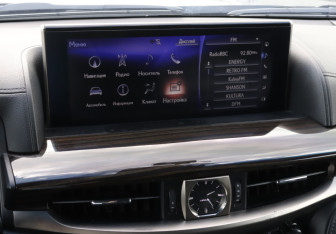 Подержанный автомобиль Lexus LX 2019 года (19 фото)