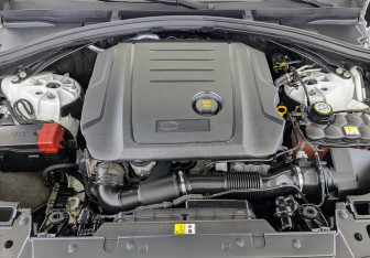 Подержанный автомобиль Land Rover Range Rover Velar 2020 года (12 фото)