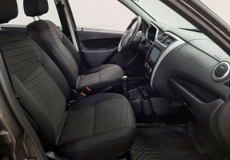 Подержанный автомобиль Datsun mi-DO 2017 года (10 фото)