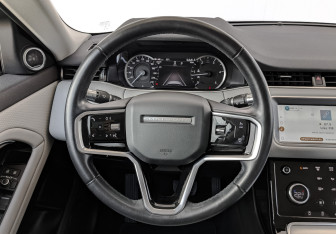 Подержанный автомобиль Land Rover Range Rover Evoque 2022 года (22 фото)