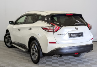 Подержанный автомобиль Nissan Murano Suv 2021 года (7 фото)
