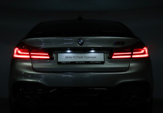 Подержанный автомобиль BMW M5 Sedan 2019 года (30 фото)