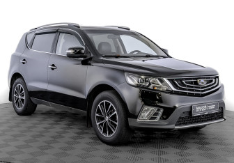 Подержанный автомобиль Geely Emgrand X7 2018 года (3 фото)