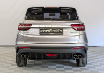 Подержанный автомобиль Geely Coolray 2023 года (6 фото)