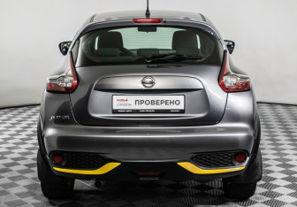 Подержанный автомобиль Nissan Juke 2014 года (6 фото)