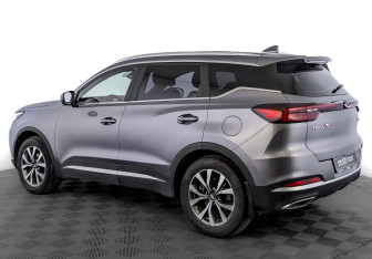 Подержанный автомобиль Chery Tiggo 7 Pro 2022 года (7 фото)