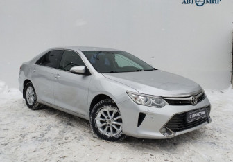 Подержанный автомобиль Toyota Camry Sedan 2014 года (3 фото)
