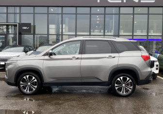 Подержанный автомобиль Chevrolet Captiva 2022 года (4 фото)