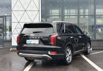Подержанный автомобиль Hyundai Palisade 2022 года (5 фото)