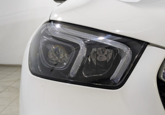 Подержанный автомобиль Mercedes-Benz GLE 2021 года (11 фото)