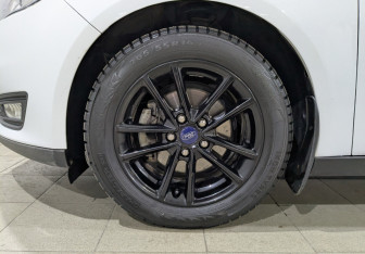 Подержанный автомобиль Ford Focus Hatchback 2019 года (12 фото)