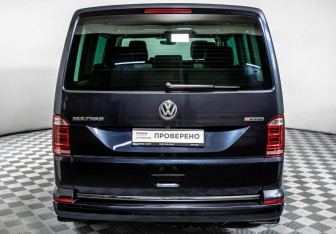 Подержанный автомобиль Volkswagen Multivan 2018 года (6 фото)