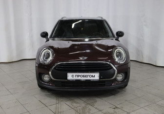 Подержанный автомобиль MINI Clubman Wagon 2016 года (2 фото)