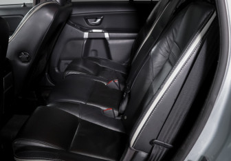 Подержанный автомобиль Volvo XC90 2008 года (10 фото)