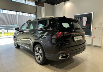 Подержанный автомобиль Geely Okavango 2024 года (6 фото)