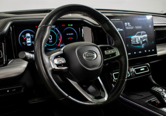 Подержанный автомобиль GAC GS8 2024 года (12 фото)