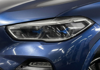 Подержанный автомобиль BMW X5 2019 года (8 фото)