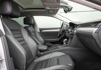 Подержанный автомобиль Volkswagen Arteon 2019 года (11 фото)