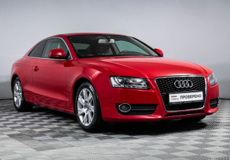 Подержанный автомобиль Audi A5 Coupe 2009 года (3 фото)