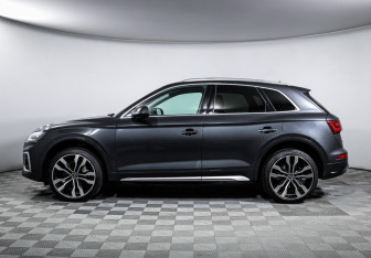 Подержанный автомобиль Audi Q5 2021 года (27 фото)
