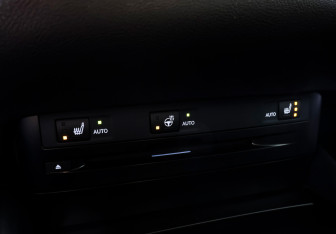 Подержанный автомобиль Lexus ES 2021 года (23 фото)