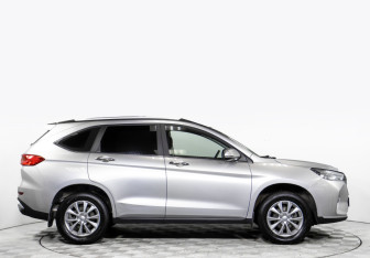 Подержанный автомобиль Haval M6 2024 года (3 фото)