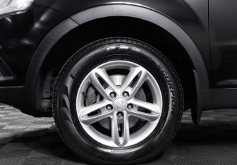 Подержанный автомобиль SsangYong Actyon 2011 года (24 фото)