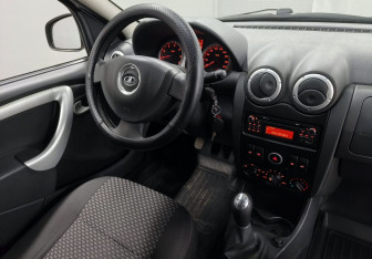 Подержанный автомобиль LADA (ВАЗ) Largus Wagon 2014 года (10 фото)