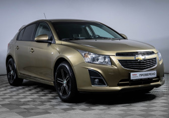 Подержанный автомобиль Chevrolet Cruze Hatchback 2013 года (3 фото)