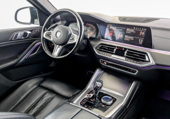 Подержанный автомобиль BMW X6 2020 года (30 фото)