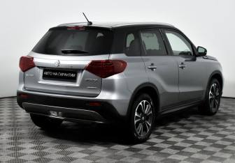 Подержанный автомобиль Suzuki Vitara 2019 года (3 фото)